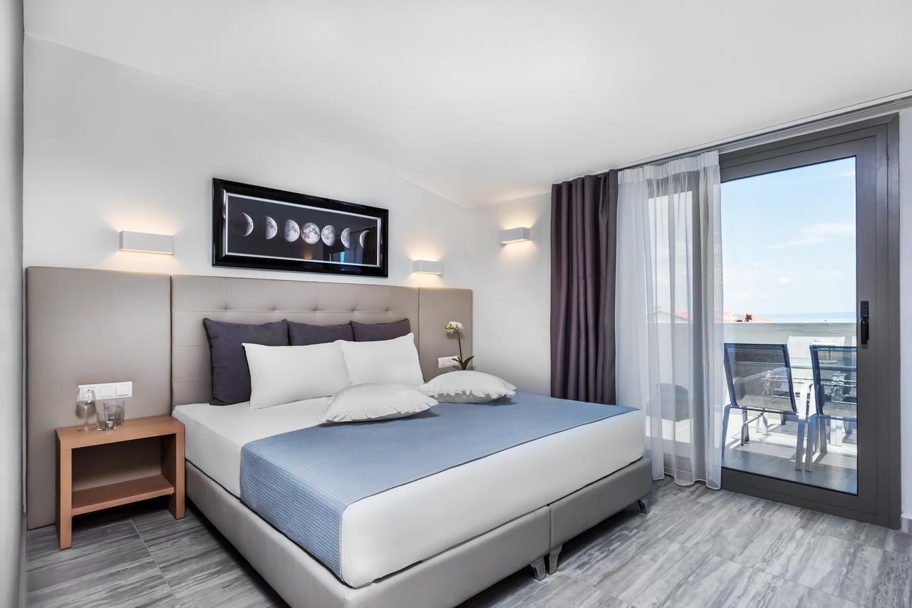 Nymphes Deluxe Accommodation 페프코초리 외부 사진