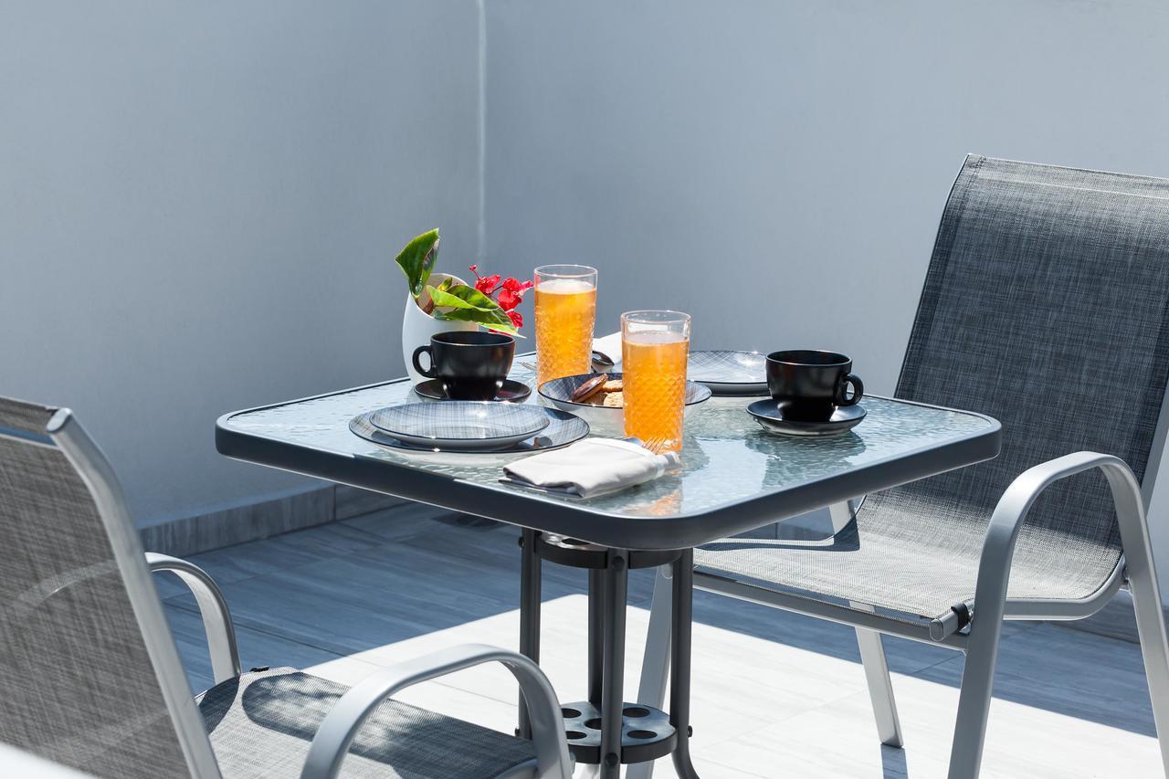 Nymphes Deluxe Accommodation 페프코초리 외부 사진