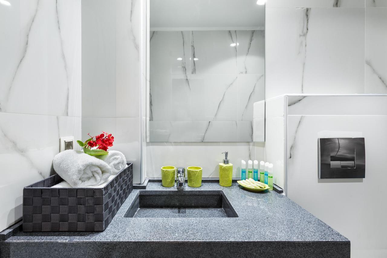 Nymphes Deluxe Accommodation 페프코초리 외부 사진