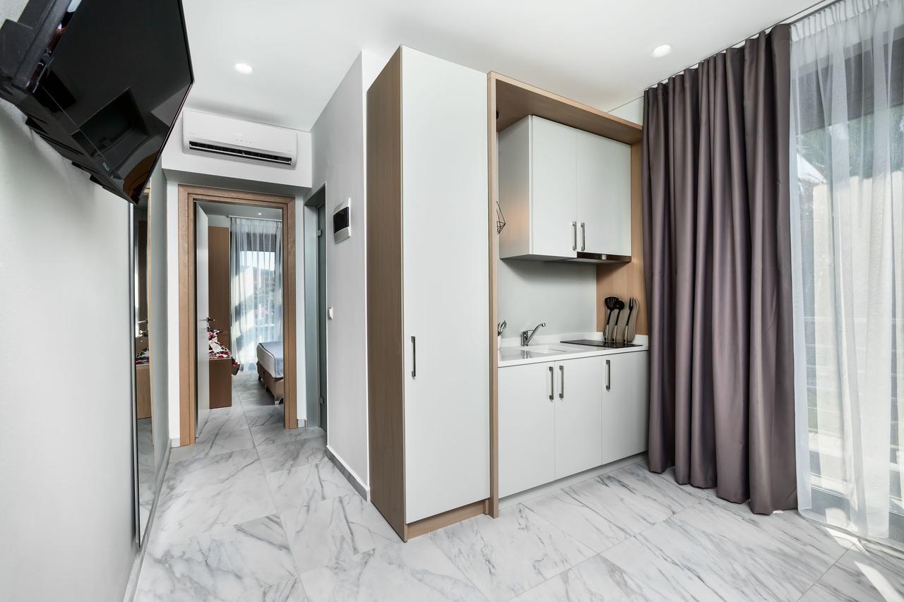Nymphes Deluxe Accommodation 페프코초리 외부 사진